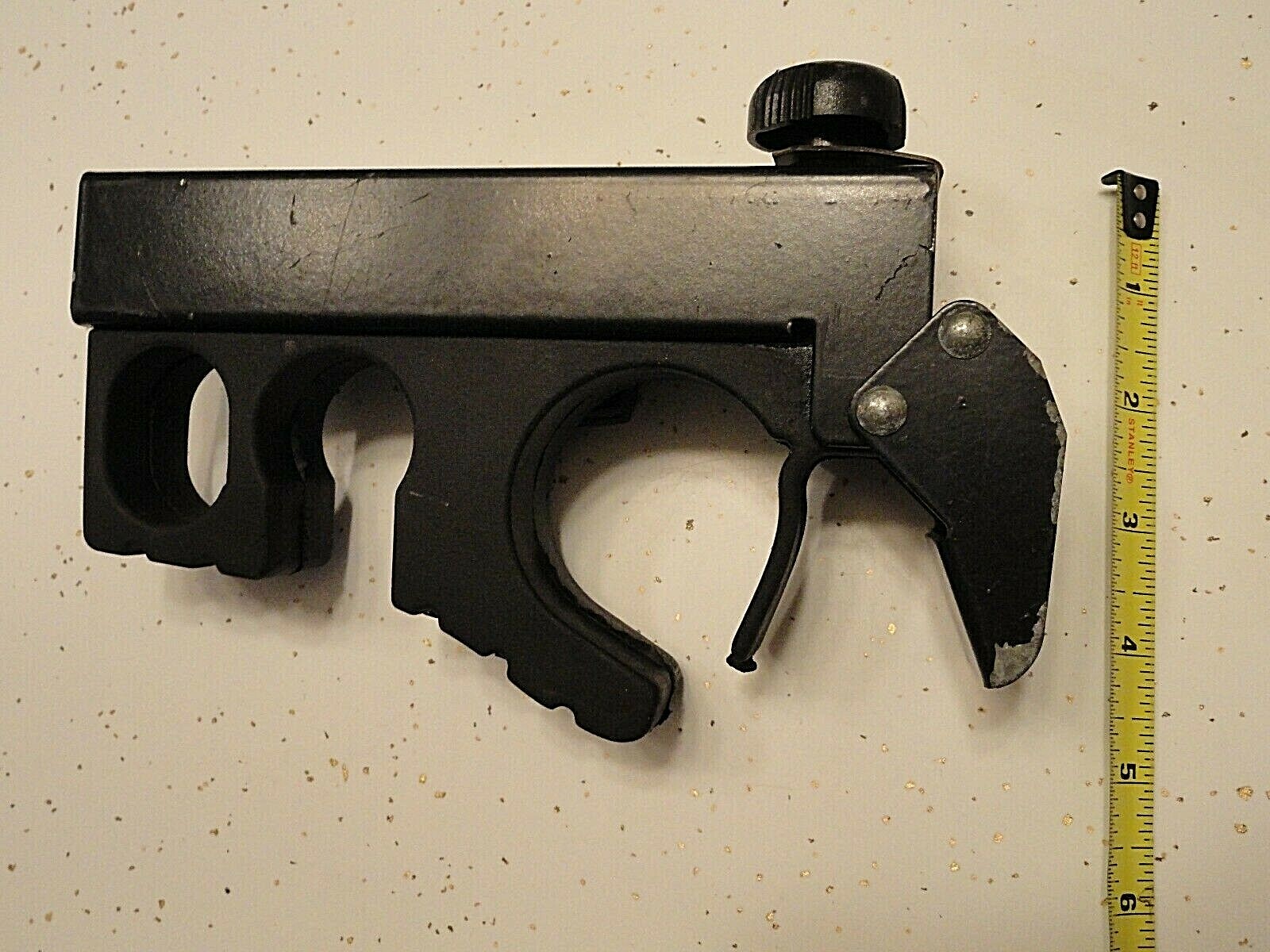 Thule System 511 Sailboard Wind Surfing Boom & Mast Holder Bracket