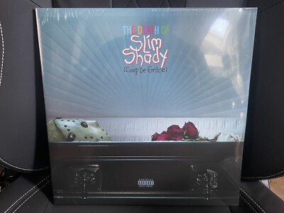 EMINEM THE DEATH OF SLIM SHADY (COUP DE GRACE) BLOOD STAIN CLEAR VINYL IN HAND