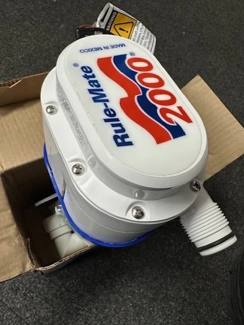 Погружной автоматический литейный насос Rule RM2000A Rule-Mate 2000 галлонов в час - Изображение 2 из 2