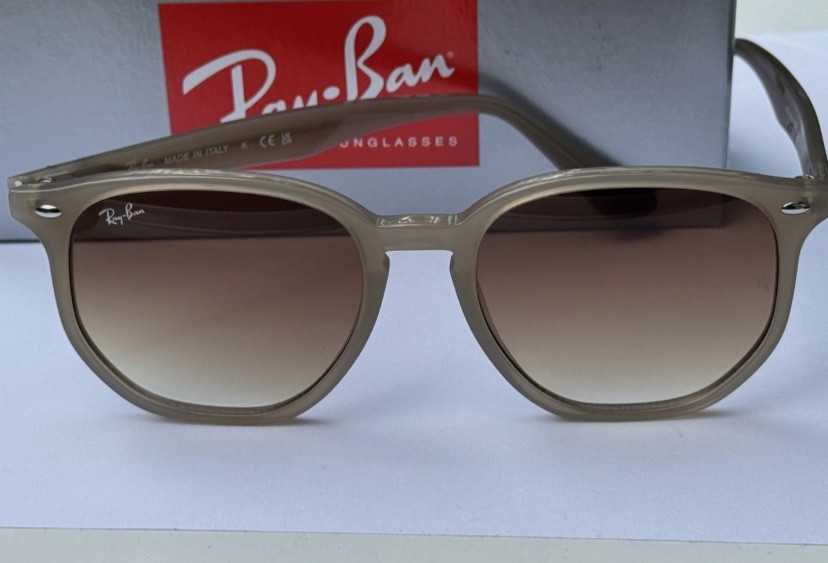 NEW Ray-Ban RB4306 6166/13 Polished Beige / Dark Brown Gradient Sunglasses 54mm