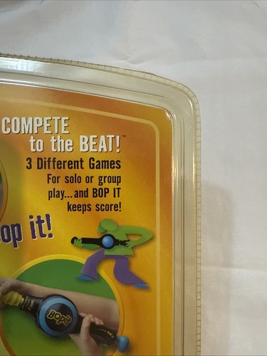 Vintage New & Sealed 2002 Hasbro Milton Bradley Bop It Electronic - Picture 10 of 12