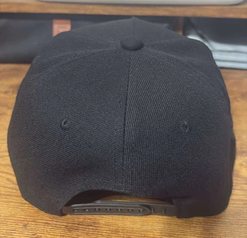 New Era 男式帽子洛杉矶道奇队黑色标志基本平沿帽美国职棒大联盟球队 — 第 4/4 张图片