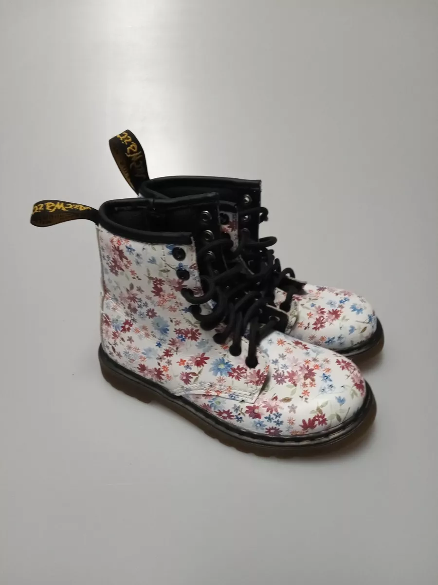 Dr martens little flowers clearance