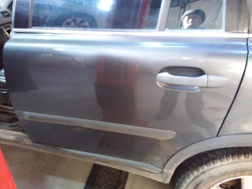 VOLVO XC90 LEFT REAR DOOR 07/03-12/14 03 04 05 06 07 08 09 10 11 12 13 14