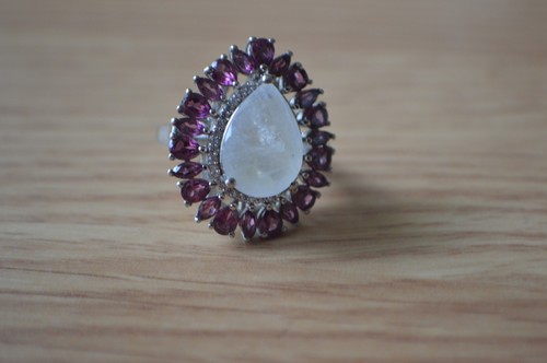 9.00ct Rainbow Moonstone / Rhodolite / Zircon Ring Platinum over Silver Size 6 - Picture 5 of 8
