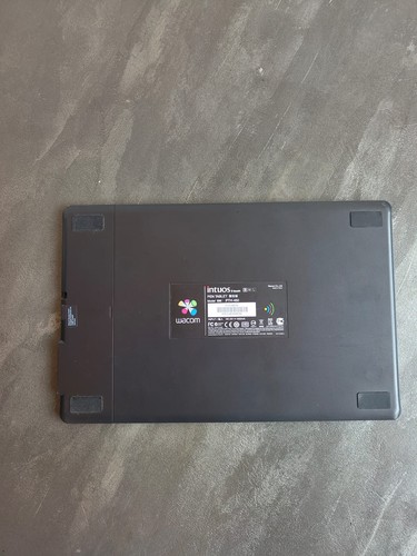 Wacom Intuos Pro (S) 9" Tablet Grafico - Nero - Completa - Photo 6/15