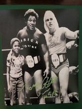 WWE Hall Of Famer Tony Atlas 8x10 Autographed Photo