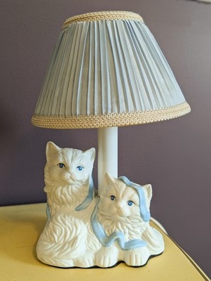 Vintage Ceramic Twin Kitten Table Lamp White Cats Blue Ribbon Kitsch Cottagecore