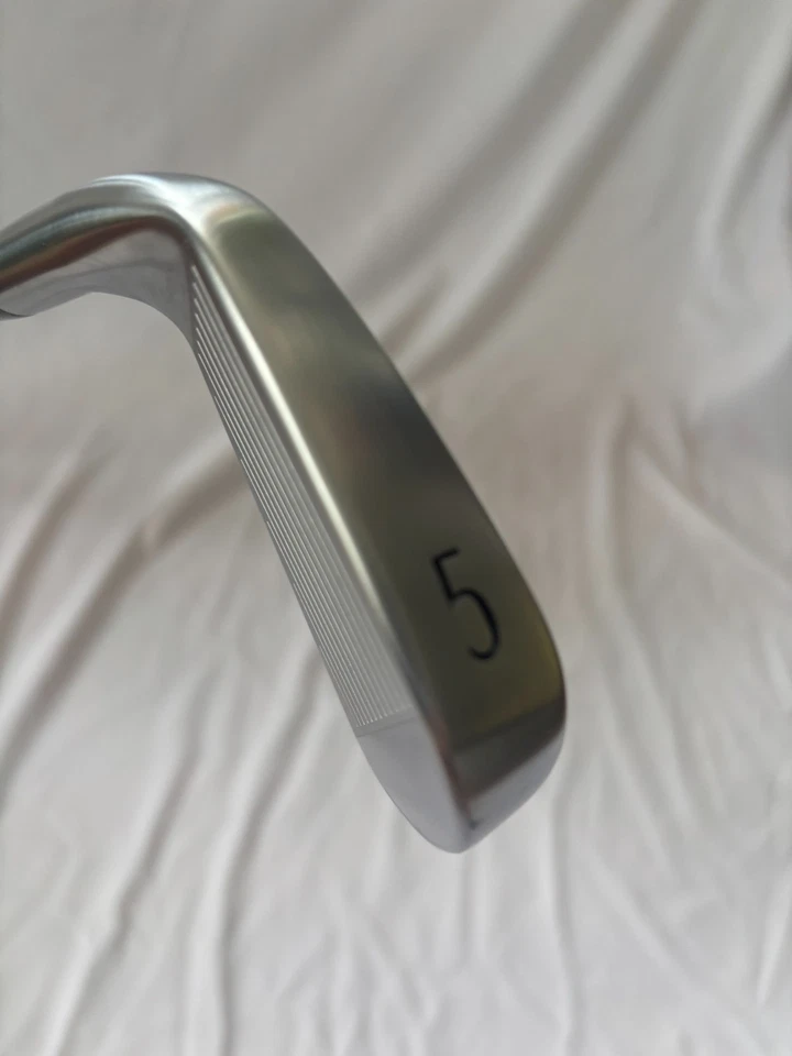 COMO NUEVO 2025 Titleist T150 5 Iron Project X 6.0 120g eje rígido para diestros Foto 2 de 4