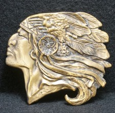 WG11162 VINTAGE 1970s  NATIVE AMERICAN INDIAN W/ FULL HEADDRESS  BELT BUCKLE