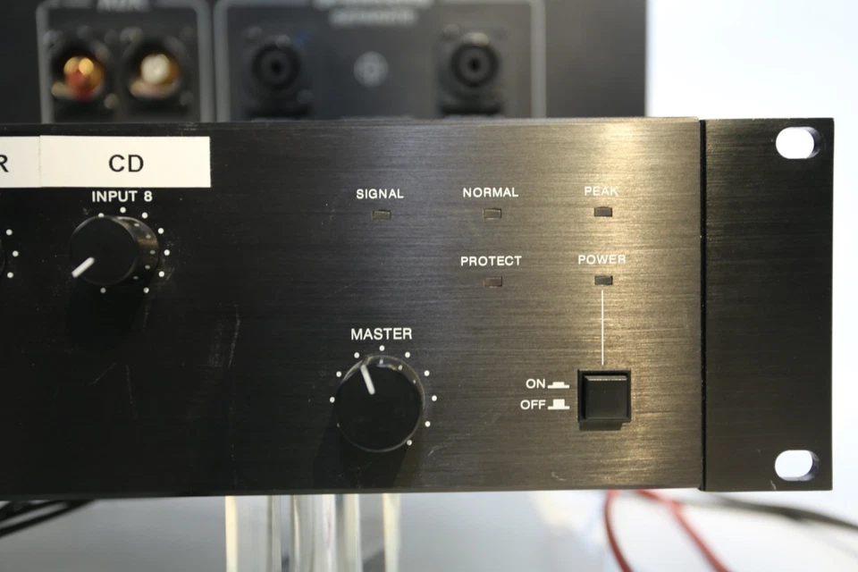 TOA M-900MK2 Mixer Amplifier 8 channels Modules Rack Mount 120W Tested Working - Image 2 of 4