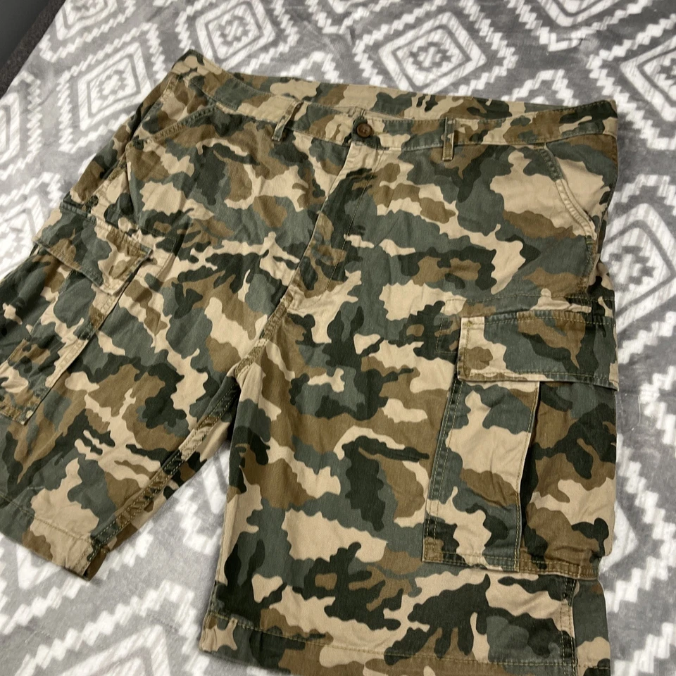 Pantalones Cortos Levis Strauss Hombres 40 Verde Camuflaje Carga Militar Bolsillo Pesado Y2K Camuflaje Foto 2 de 4