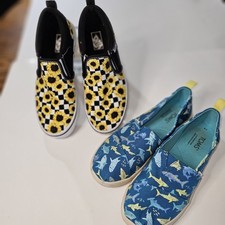 Girls Youth Shoes Size Women's 5 (Lot 2 Pair) Slip On Sneakers Size 5 Vans Tom's