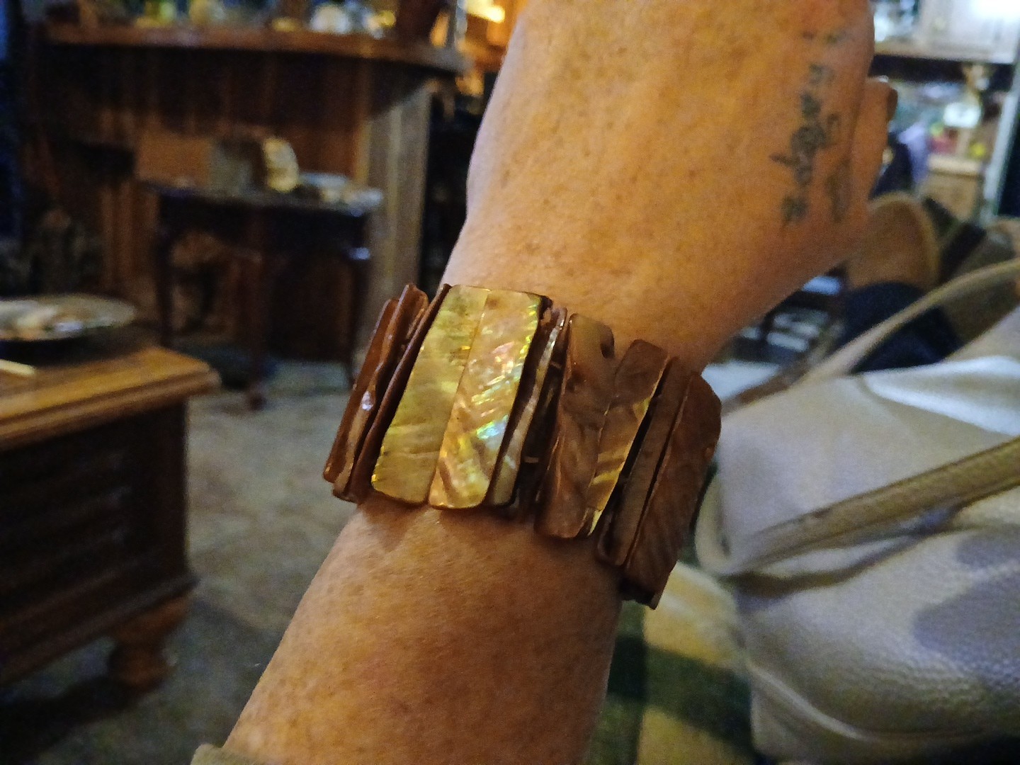 Bracelet,  Shell - image 1