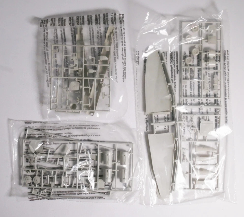 Junkers Ju88 C4/C6 AMT ERTL 1/72 + Fotoincisioni Eduard - Immagine 2 di 3