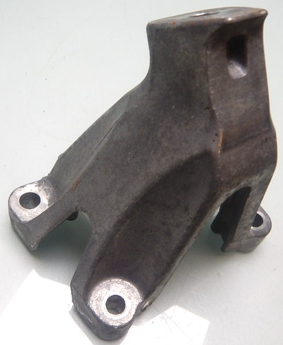 AUDI A7 4G C7 / 3,0TDI / MOTORHALTER HALTER MOTOR / links / 8K0199307BJ (CE234)