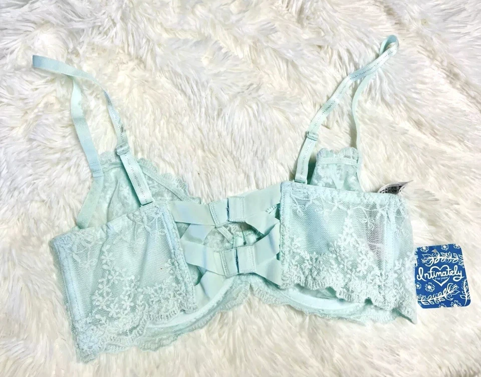 Free People Daydreamer Lace Bra Size 32D Ice Fog OB500012 NWT - Image 3 of 4