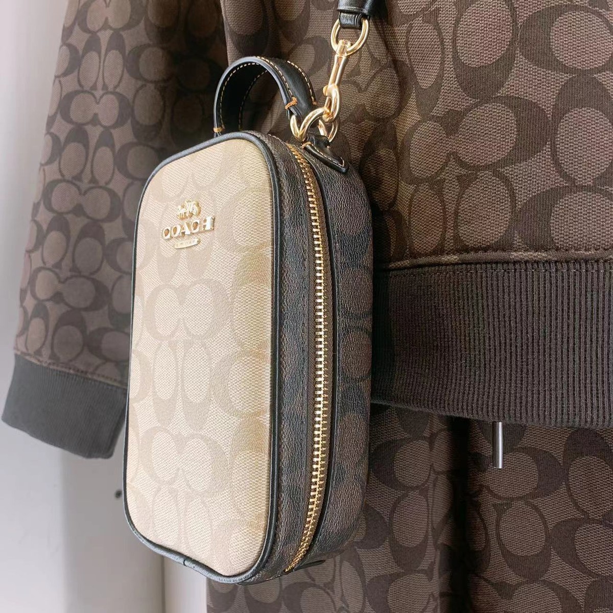 NWT Coach Eva Phone Crossbody In Blocked/Colorblock