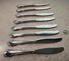 F237~ Oneida Deluxe Stainless Flatware CELEBRITY 8 Piece Table Knives Knife