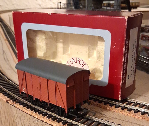 Dapol LMS 12T Box Vent Van Wagon - No.521202 - B4 - OO Gauge - Boxed | Zustand: Used