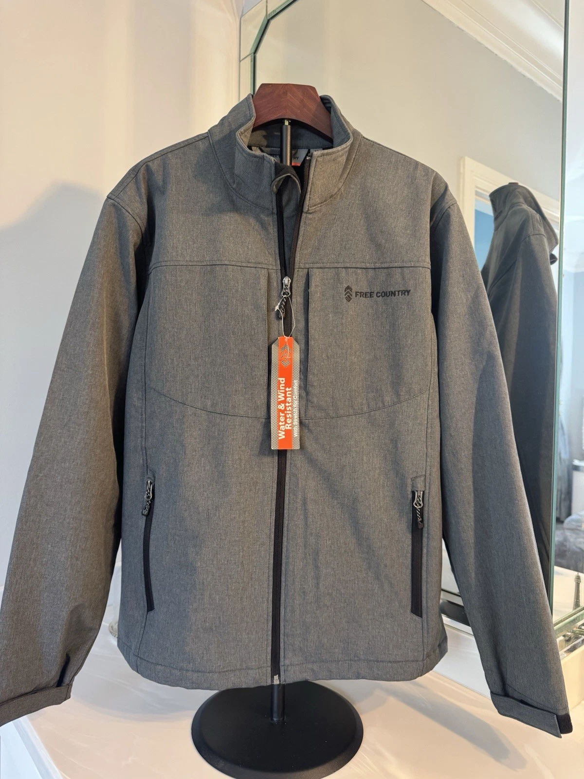 Free Country Men Med.Stretch Wind & Water Resistant Softshell Zipper Jacket