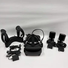 Valve Index VR Kit PC VR Headset 1007 with Controllers and Base Stations
