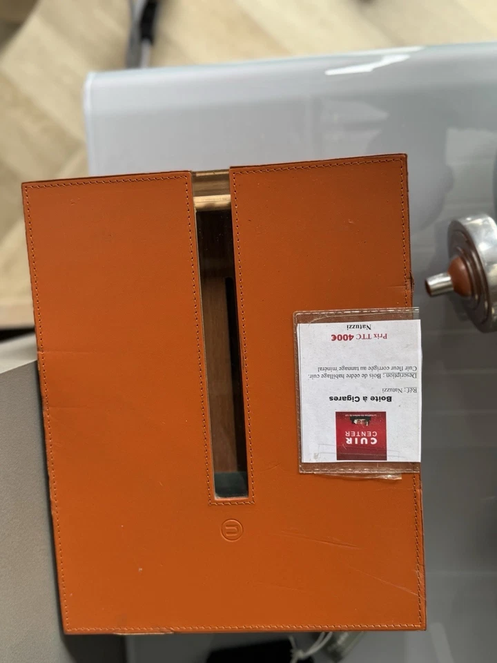 boîte cirage - Photo 4/4