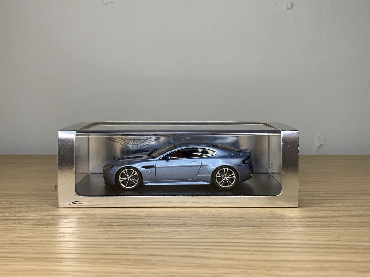 Spark 1:43 Aston Martin Vantage V12 | eBay