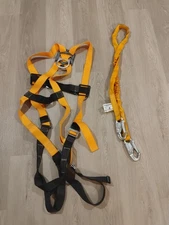 HONEYWELL MILLER T4000/S/MAK Full Body Harness,Titan II,Universal Sz with Straps