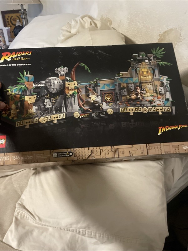 LEGO Indiana Jones: Temple of the Golden Idol (77015)