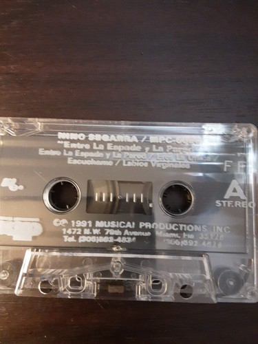 Nino Segarra Cassette Salsa Entre La Espada Y La Pared - Picture 5 of 7