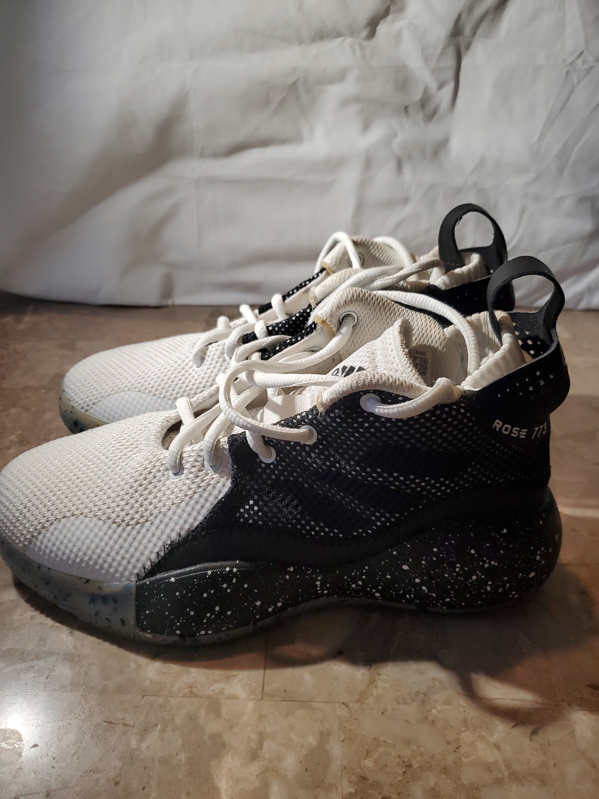 Adidas D Rose 773 White \u0026 Black Size 5 