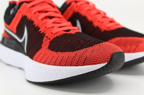 Nike React Infinity Run Flyknit 2 Blanco Carmesí Brillante Negro CT2357-600 - Imagen 14 de 21