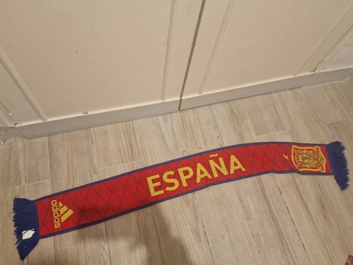 Écharpe De Football Real Madrid - Authentique, Pour Supporter