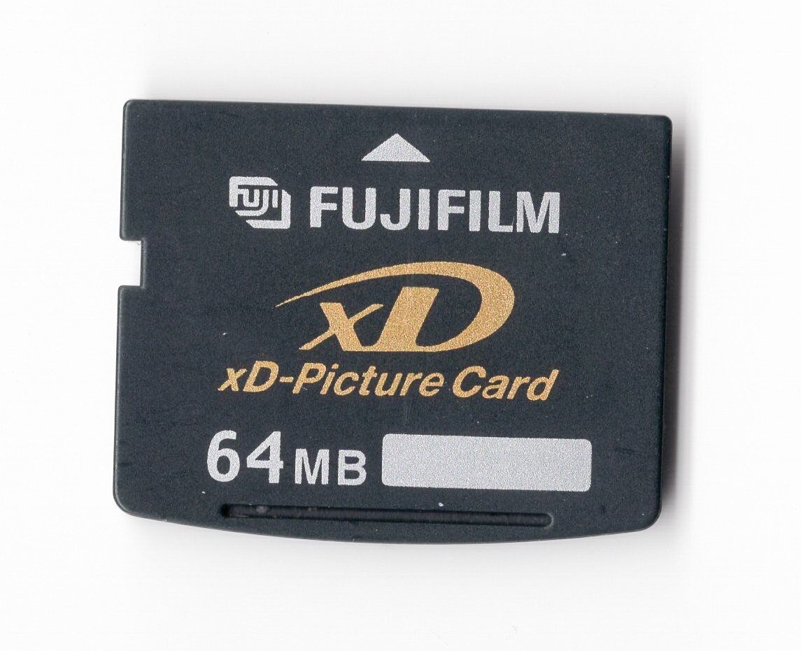 Fujifilm xD 64MB Memory Card Compatible with Olympus Cameras