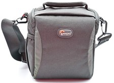 Lowepro Format 140 Top Loader czarna torba na aparat z paskiem
