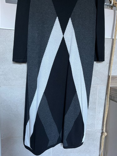 SPENSE Black, Charcoal & Winter White Knitted Dress Size M - Picture 2 of 4
