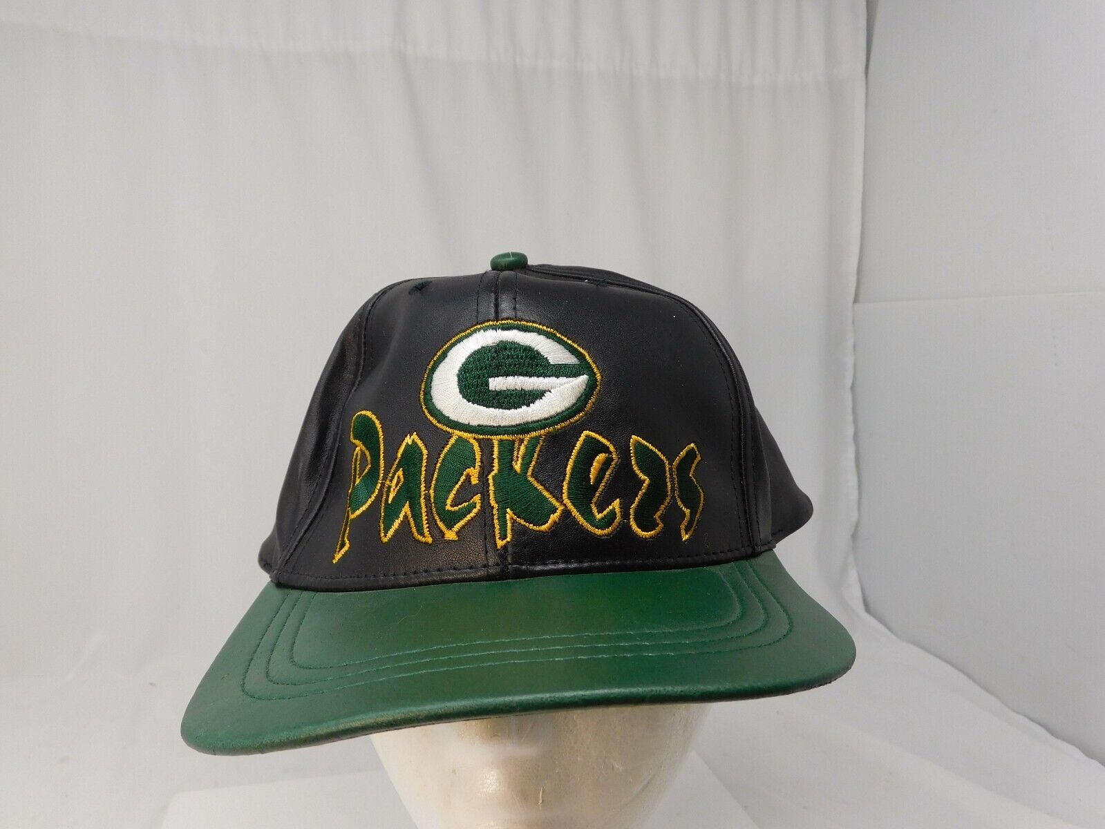 Vintage 90s Green Bay Packers Leather Snapback NF… - image 1