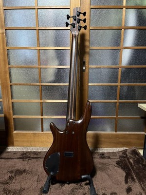 IBANEZ SR755WNF 5-saitige / E-Bassgitarre mit HC