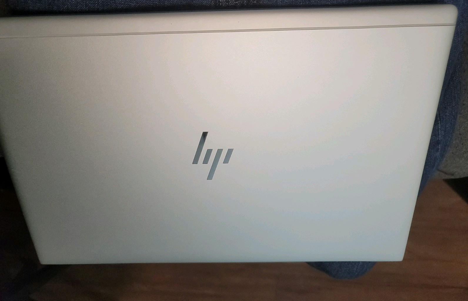 HP EliteBook 850 G6, 15.6-Inch Laptop, with Intel Core i5-8265U, 256 GB SSD (Solid State Drive), Windows 11 Pro