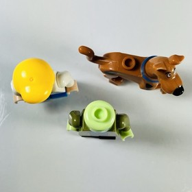 LEGO Scooby-Doo: The Mystery Machine (75902) Parts And Pieces ONLY