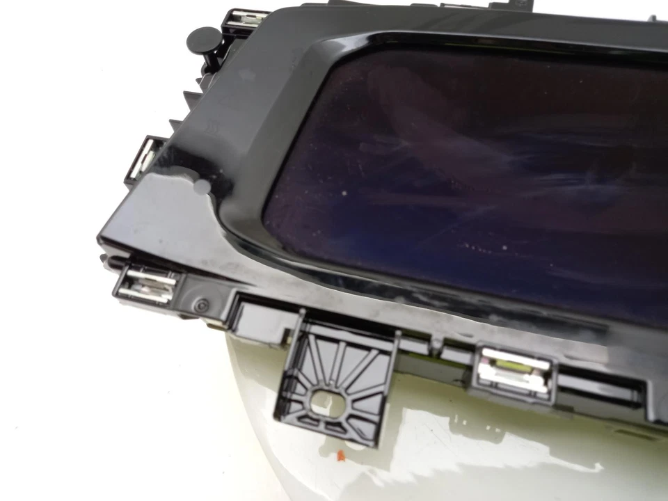 VOLKSWAGEN GOLF Speedometer Instrument Cluster 2020-2024 2.0L Petrol   - Image 2 of 4