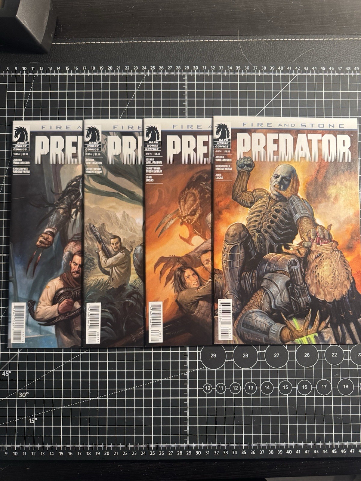 Predator Fire and Stone #1-4 COMPLETE SET  1 2 3 4 Dark Horse Comics 2014 (PR02)