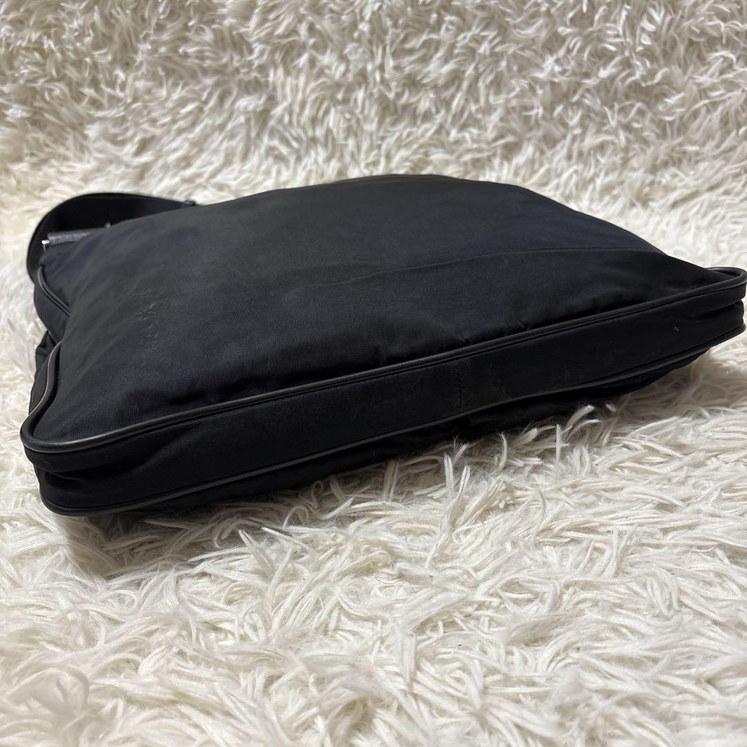 Prada Triangle Logo Shoulder Bag Black Nylon Authentic thumbnail 6
