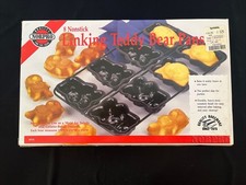 Norpro Teddy Bear Baking Food Cake Non-Stick 8 Mini Linking Pans