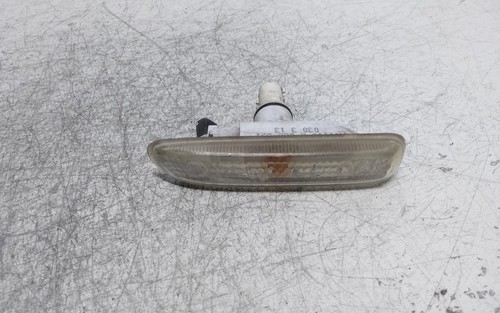 BMW 3 E46 Kotflügelblinker vorne rechts 228591 2.8 Benzin 2000 27627550