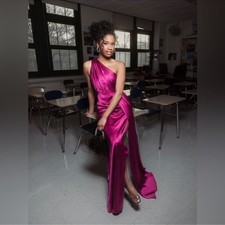 NWOT Ieena for Mac Duggal Gathered One Shoulder Satin Faux Wrap Gown Berry 2