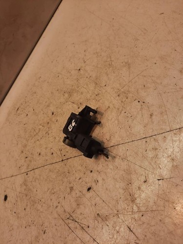 Volkswagen PASSAT B6 2006 Diesel 103kW Turbolader Druckwandler Magnetventil