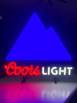   Coors Light Mountain Motion Color Changing LED Beer Bar Sign Light