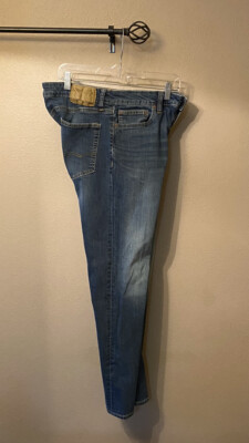 Mens American Eagle Flex Slim Straight Jeans Size 32 x 32 Actual 30  x 30 